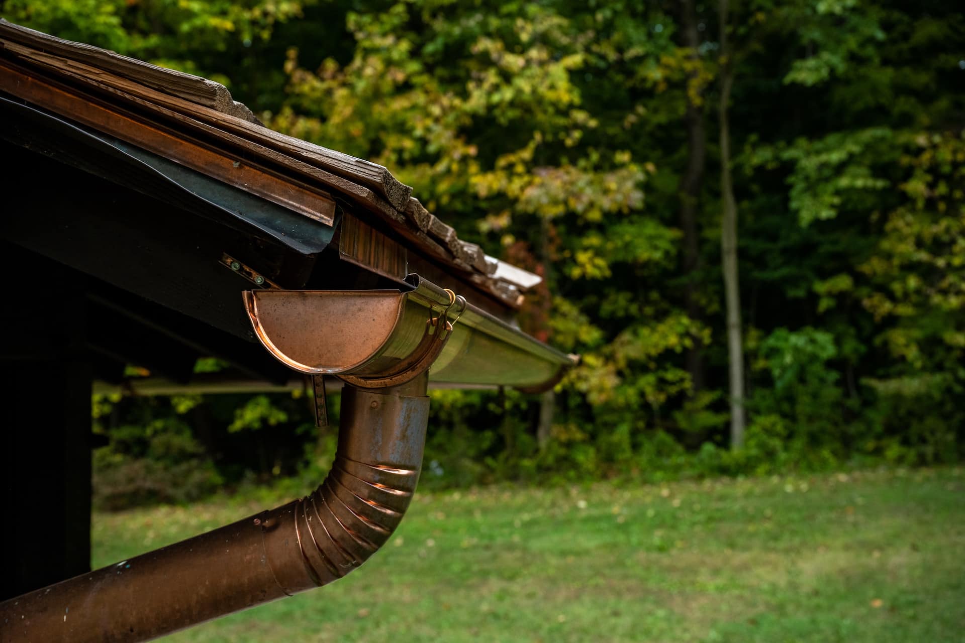 Copper Gutters Mt. Vernon Gutter Repair Near MeAlong Woodend Shake Roofline